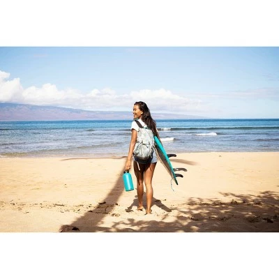 CamelBak 64oz Vacuum Insulated Stainless Steel Water Bottle with Carry Cap Black 6 CamelBak 64oz Vacuum Insulated Stainless Steel Water Bottle with Carry Cap Black - Image 4