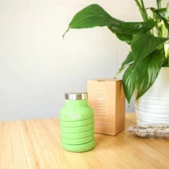 20oz que Bottle Keylime Green -WATER BOTTLES Sales unnamed file 4955